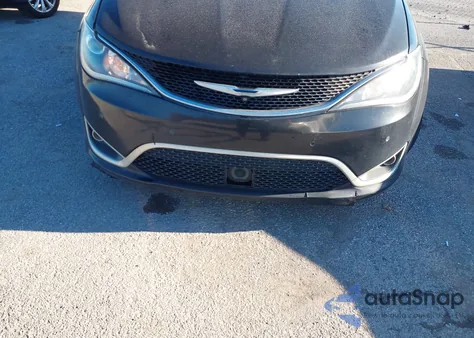 2017 Chrysler Pacifica Touring-L Plus из США, поврежденный, VIN 2C4RC1EG8HR538179